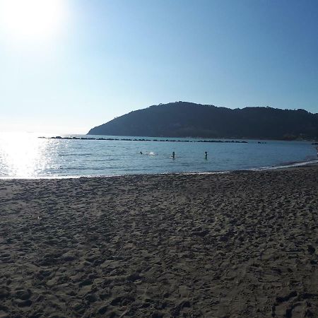 Le Camere Di Sabrina Con Bagno In Camera Sarzana Exteriér fotografie