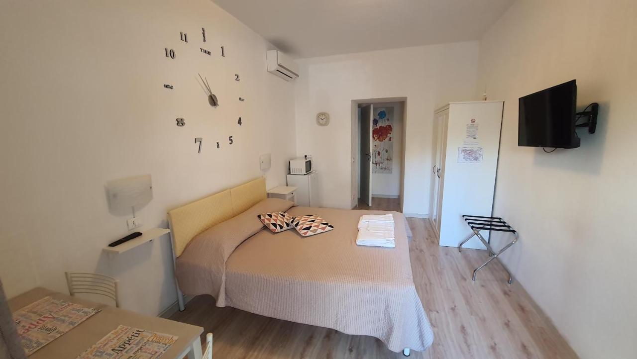 Le Camere Di Sabrina Con Bagno In Camera Sarzana Exteriér fotografie