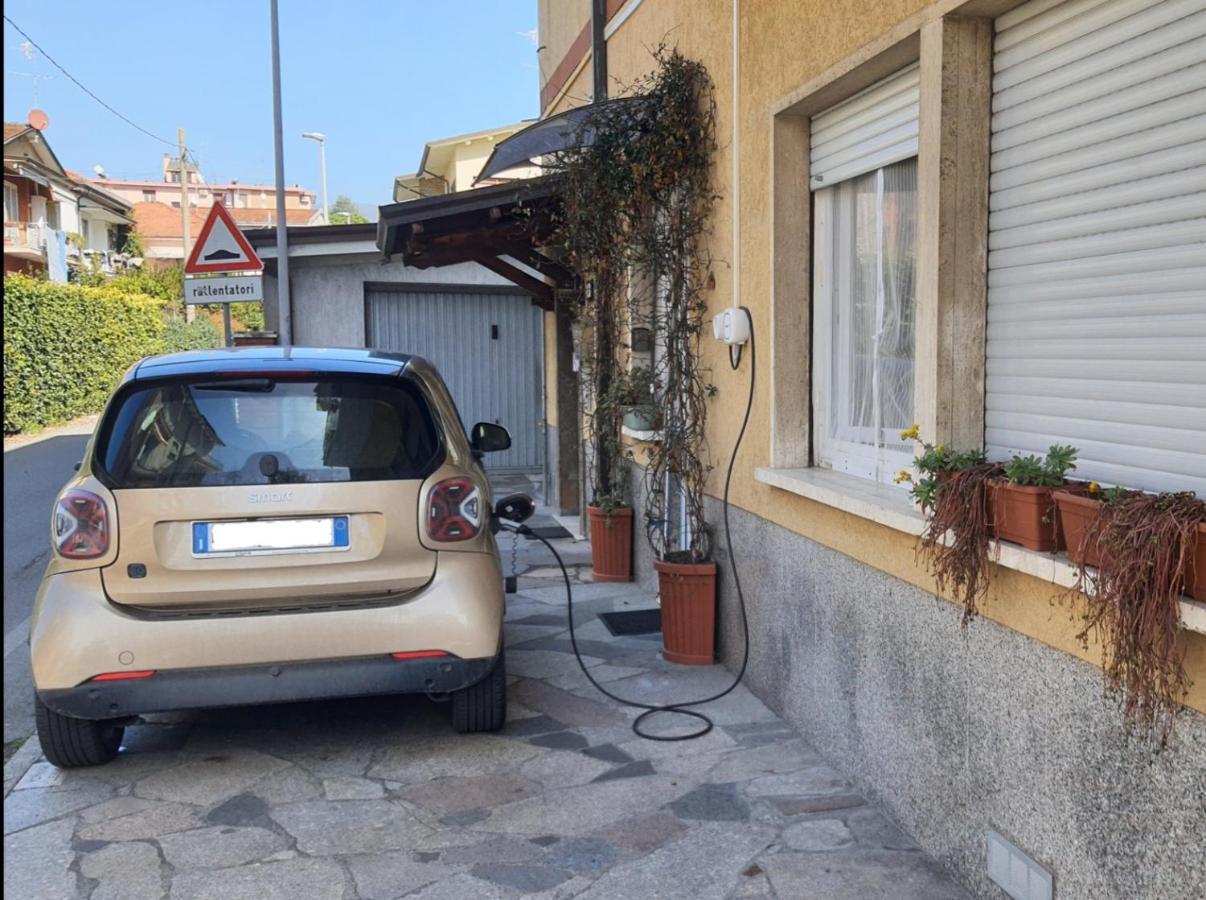 Le Camere Di Sabrina Con Bagno In Camera Sarzana Exteriér fotografie